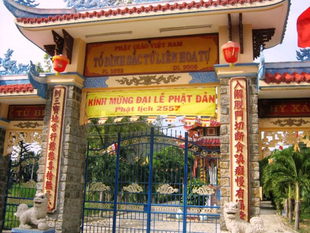 Khánh Hòa: Lễ Khai kinh, tắm Phật khởi đầu tuần lễ Phật đản