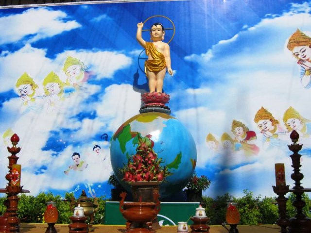 Khánh Hòa: Lễ Khai kinh, tắm Phật khởi đầu tuần lễ Phật đản