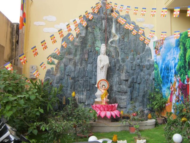 Khánh Hòa: Lễ Khai kinh, tắm Phật khởi đầu tuần lễ Phật đản