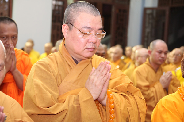 Chùm ảnh: Lễ cung nghinh nhục thân Đại lão HT. Thích Từ Nhơn nhập kim quan