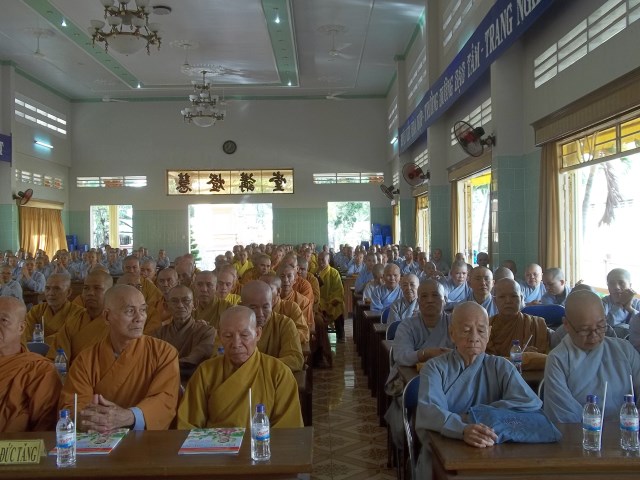 Tiền Giang: Khai mạc khóa An Cư Kiết Hạ PL. 2557 - DL. 2013