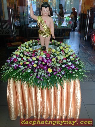 TP. HCM: Trao giải thiết trí bàn thờ Phật đản sinh