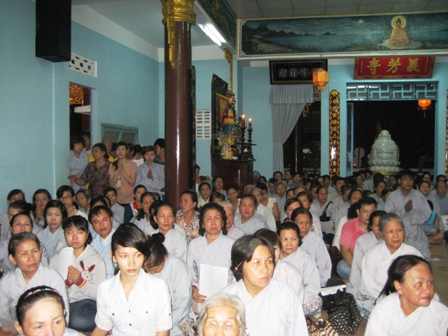 Nha Trang: Tổ đình Nghĩa Phương trang nghiêm Lễ tắm Phật