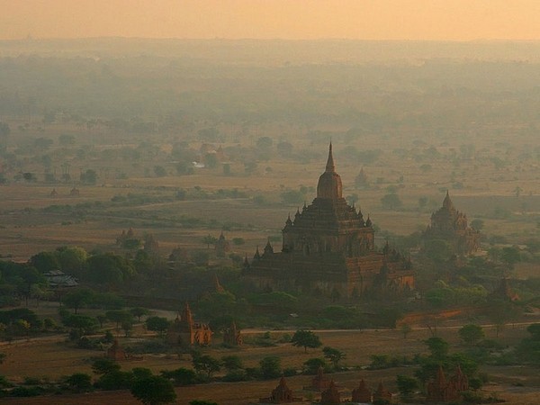 Những ngôi chùa độc đáo ở Bagan