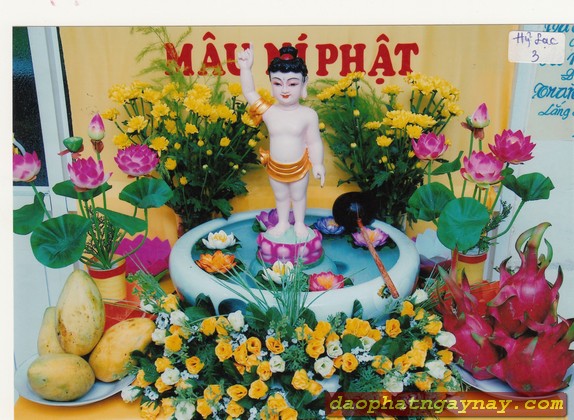 TP. HCM: Trao giải thiết trí bàn thờ Phật đản sinh