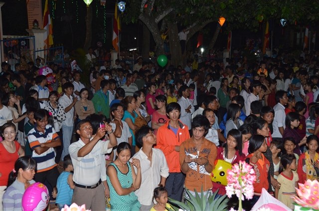 Đồng Nai: Chùa Viên Quang tổ chức đại lễ Phật đản PL. 2557