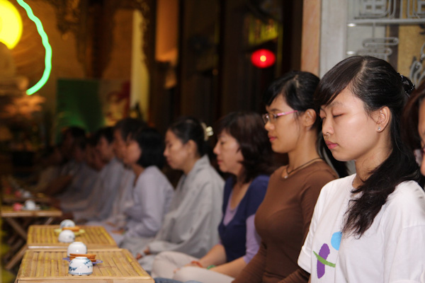 TP.HCM: Đêm thiền trà &quot;Về Nương Tựa Phật&quot; tại chùa Từ Tân