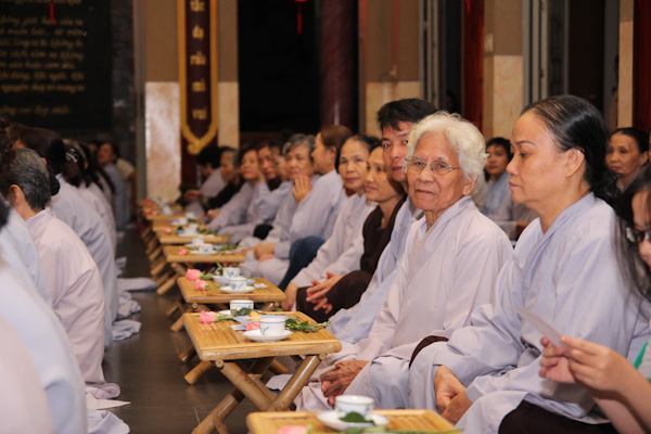 TP.HCM: Đêm thiền trà &quot;Về Nương Tựa Phật&quot; tại chùa Từ Tân