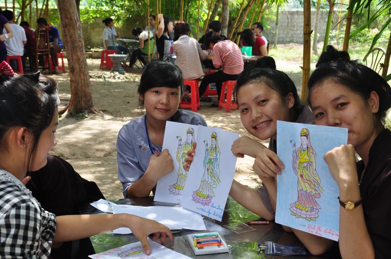 Trại hè sinh hoạt Phật pháp thanh thiếu niên tại chùa Đà Liễu - ngày thứ 2
