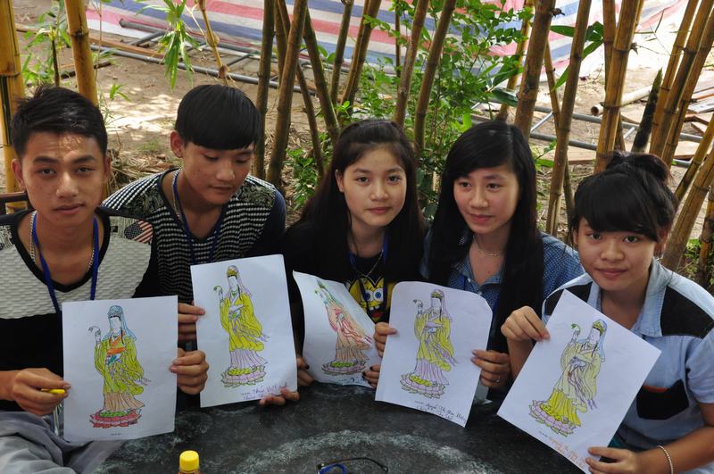 Trại hè sinh hoạt Phật pháp thanh thiếu niên tại chùa Đà Liễu - ngày thứ 2