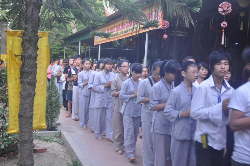 Trại hè sinh hoạt Phật pháp thanh thiếu niên tại chùa Đà Liễu - ngày thứ 2