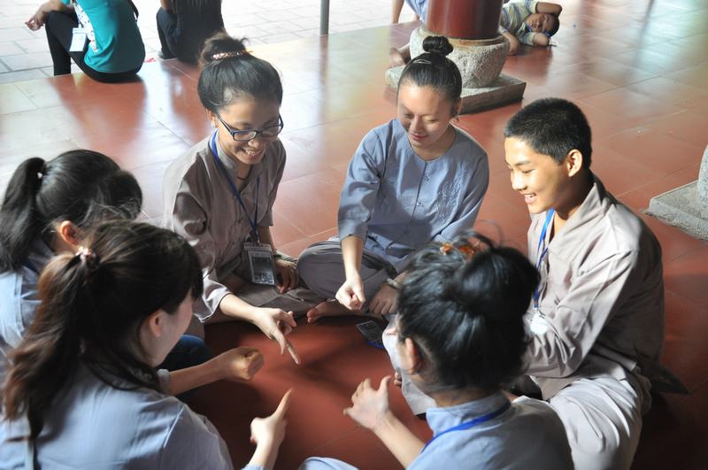 Trại hè sinh hoạt Phật pháp thanh thiếu niên tại chùa Đà Liễu - ngày thứ 2