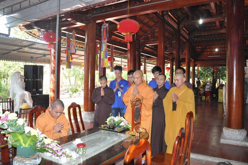 Trại hè sinh hoạt Phật pháp thanh thiếu niên tại chùa Đà Liễu - ngày thứ 2