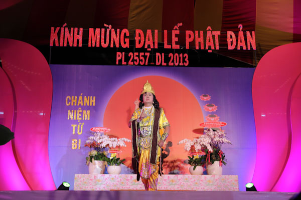 TP.HCM: Đêm nhạc mừng Phật Đản tại Chùa Vĩnh Nghiêm