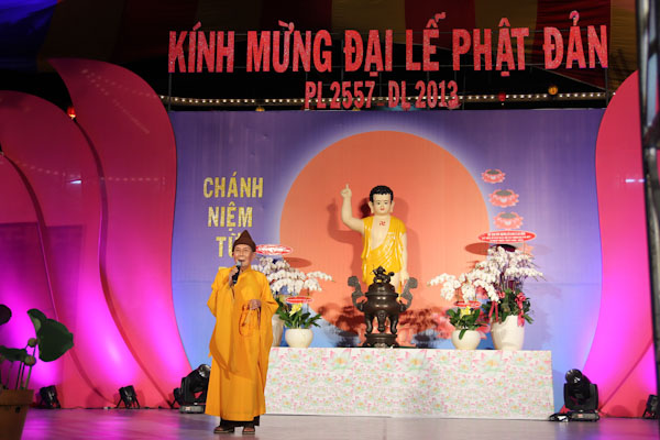 TP.HCM: Đêm nhạc mừng Phật Đản tại Chùa Vĩnh Nghiêm