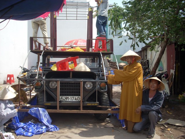Tang lễ ĐLHT. Thích Từ Nhơn chiều 28/4: Lễ bạch Phật, yết Tổ