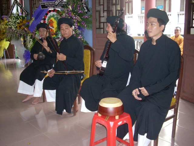 Tang lễ ĐLHT. Thích Từ Nhơn chiều 28/4: Lễ bạch Phật, yết Tổ