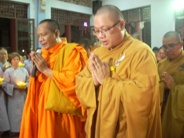 Tang lễ ĐLHT. Thích Từ Nhơn chiều 28/4: Lễ bạch Phật, yết Tổ