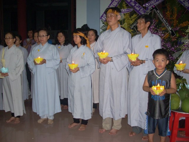 Tang lễ ĐLHT. Thích Từ Nhơn chiều 28/4: Lễ bạch Phật, yết Tổ