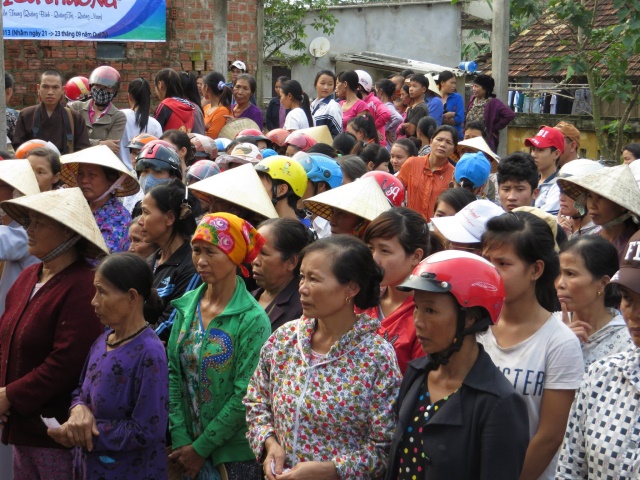 Hội Khai Tâm, Hội 14 Chữ và CLB Làn Gió Ấm: Chia sẻ yêu thương đến bà con tại tỉnh Quảng Bình
