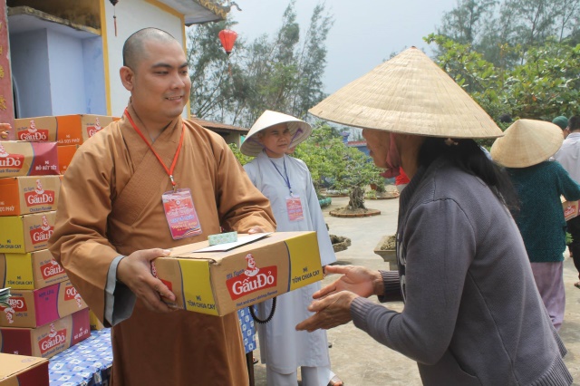 Quảng Nam: Hội Khai Tâm, hội 14 chữ chia sẽ tình thương đến bà con vùng bão lũ