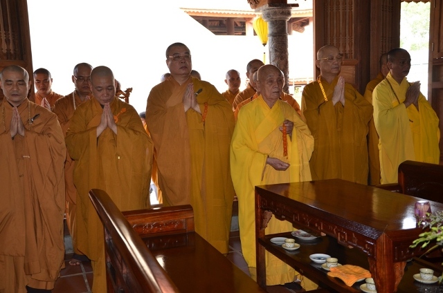 Giới đàn Nghệ Tĩnh thành công viên mãn