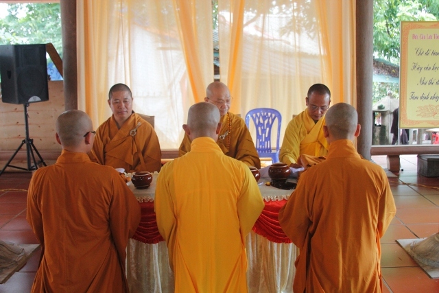 Giới đàn Nghệ Tĩnh thành công viên mãn