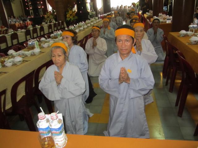 Lễ cúng ngọ - Tiến Giác linh cố Đại lão HT Thích Chí Tín