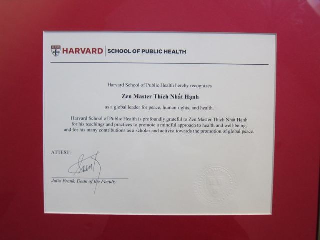 Harvard vinh danh Thiền sư Thích Nhất Hạnh