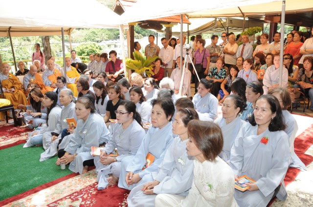 Mỹ: Đại lễ Vu Lan và lễ truy niệm cố TLHT. Thích Minh Tâm tại TV Chân Không - Hawaii