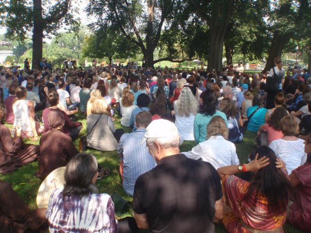 Harvard vinh danh Thiền sư Thích Nhất Hạnh