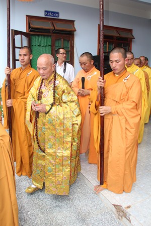 Hình Ảnh Lễ Cung Thỉnh Nhục Thân Cố Sư Trưởng Hải Triều Âm Nhập Kim Quan