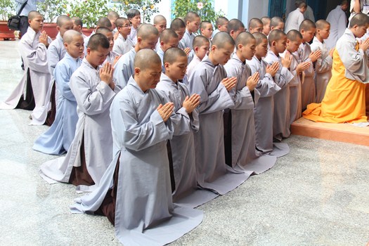 Hình Ảnh Lễ Cung Thỉnh Nhục Thân Cố Sư Trưởng Hải Triều Âm Nhập Kim Quan