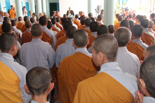 Hình Ảnh Lễ Cung Thỉnh Nhục Thân Cố Sư Trưởng Hải Triều Âm Nhập Kim Quan