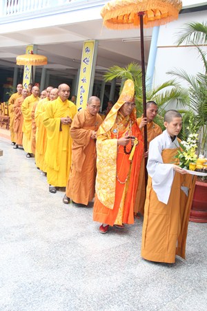 Hình Ảnh Lễ Cung Thỉnh Nhục Thân Cố Sư Trưởng Hải Triều Âm Nhập Kim Quan