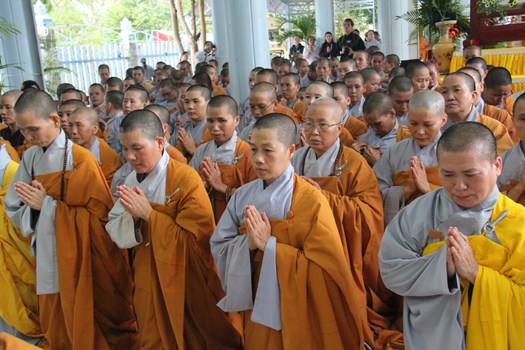 Hình Ảnh Lễ Cung Thỉnh Nhục Thân Cố Sư Trưởng Hải Triều Âm Nhập Kim Quan
