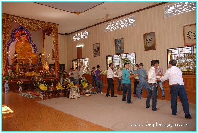 TP. HCM: Đại lễ dâng y Kathina - Phật giáo Nam truyền