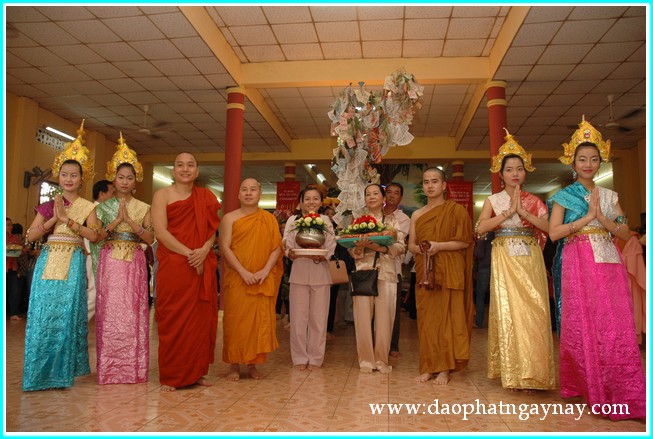 TP. HCM: Chùm ảnh lễ dâng y Kathina tại chùa Bửu Quang