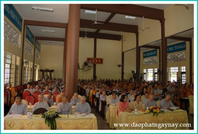 Lễ tốt nghiệp khóa II và khai giảng khóa III trường Trung Cấp Phật Học Bình Dương