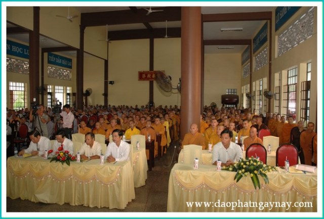 Lễ tốt nghiệp khóa II và khai giảng khóa III trường Trung Cấp Phật Học Bình Dương