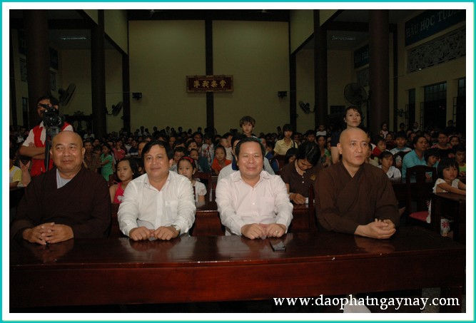 Bình Dương: Đêm hội Trung Thu Vầng Trăng Tuổi Thơ