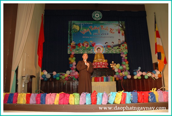 Bình Dương: Đêm hội Trung Thu Vầng Trăng Tuổi Thơ