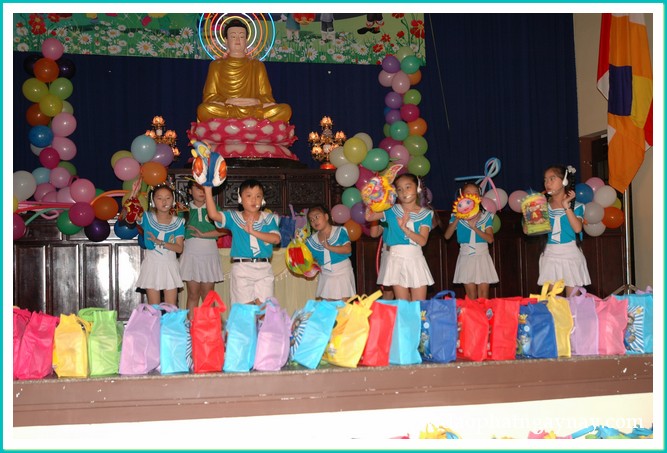 Bình Dương: Đêm hội Trung Thu Vầng Trăng Tuổi Thơ