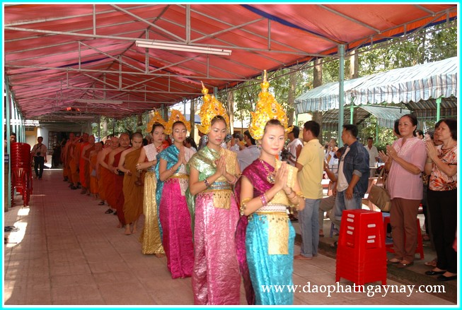 TP. HCM: Chùm ảnh lễ dâng y Kathina tại chùa Bửu Quang