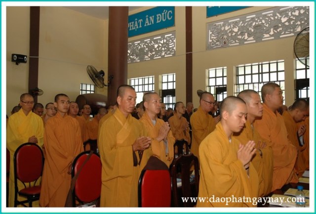 Lễ tốt nghiệp khóa II và khai giảng khóa III trường Trung Cấp Phật Học Bình Dương