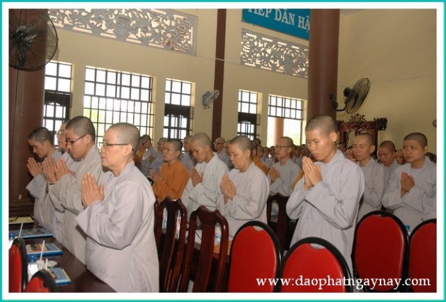 Lễ tốt nghiệp khóa II và khai giảng khóa III trường Trung Cấp Phật Học Bình Dương