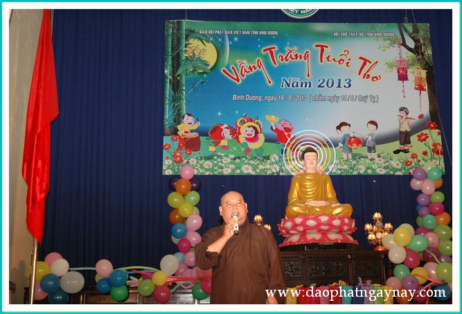 Bình Dương: Đêm hội Trung Thu Vầng Trăng Tuổi Thơ