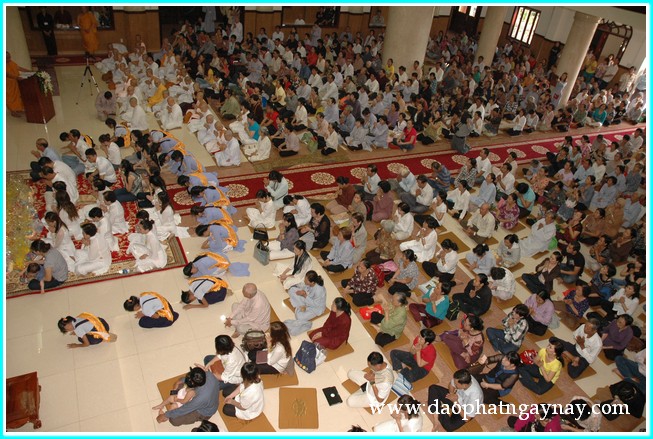 Chùm ảnh: Đại lễ dâng y Kathina tại tổ đình Bửu Long - Q9 - PL: 2557 - DL: 2013