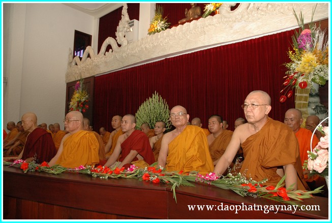 Chùm ảnh: Đại lễ dâng y Kathina tại tổ đình Bửu Long - Q9 - PL: 2557 - DL: 2013