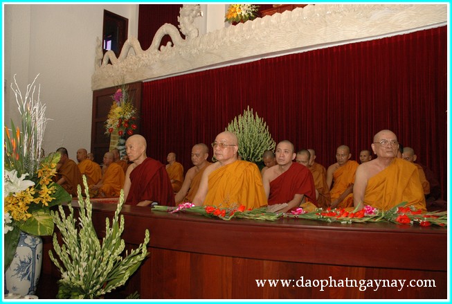 Chùm ảnh: Đại lễ dâng y Kathina tại tổ đình Bửu Long - Q9 - PL: 2557 - DL: 2013